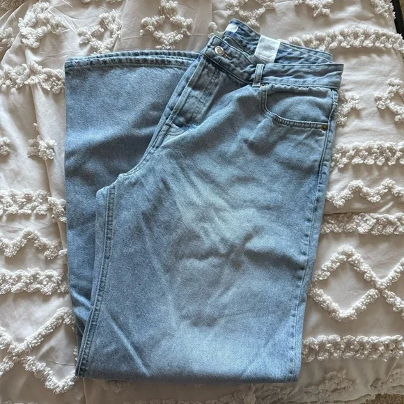 H&M Bleeker Jeans - Picture 5 of 9
